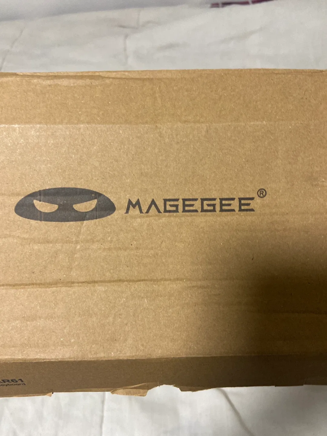 MageGee AR61 Mechanical Keyboard - Red/Grey image indicator(5)