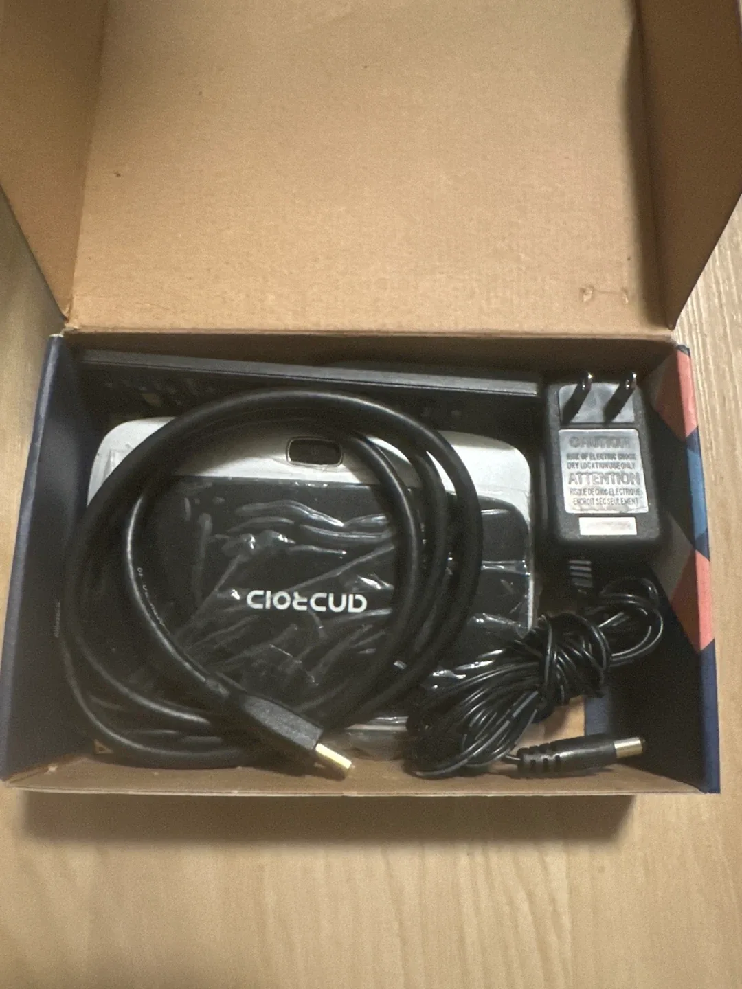 Cioclud Smart TV Box M9C MAX image indicator(2)