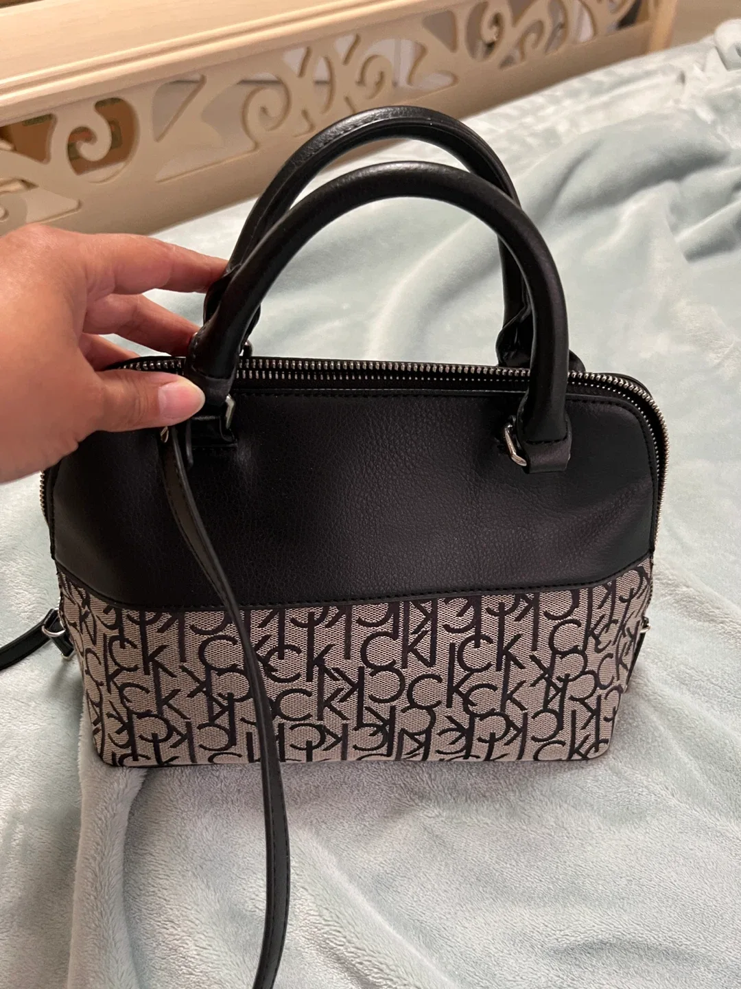 Calvin Klein Black & Beige Satchel image indicator(2)