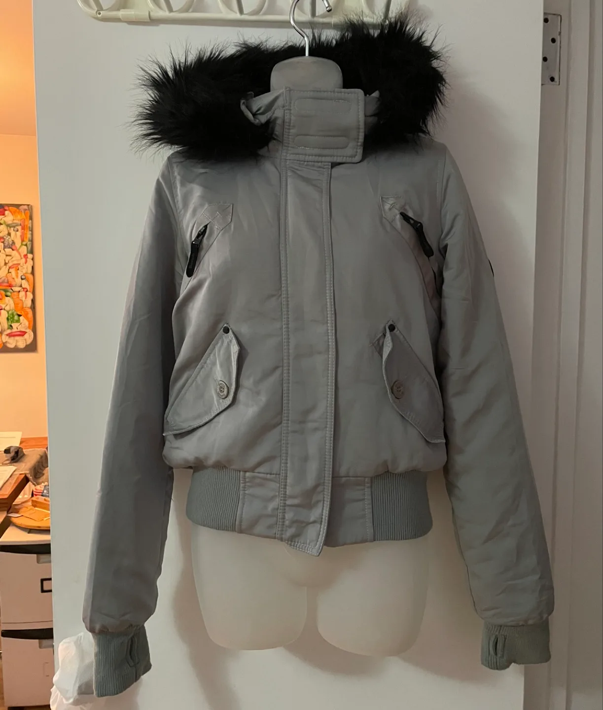 Bench. Light Grey Fall-Winter Jacket image indicator(2)