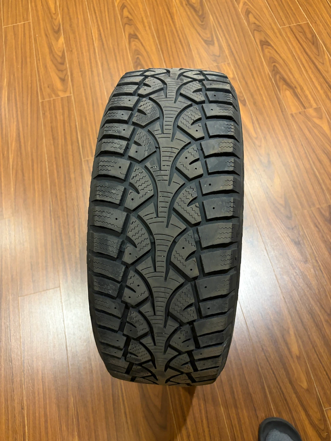 Ironman Polar Trax 215/55R16 Winter Tires - photo 3