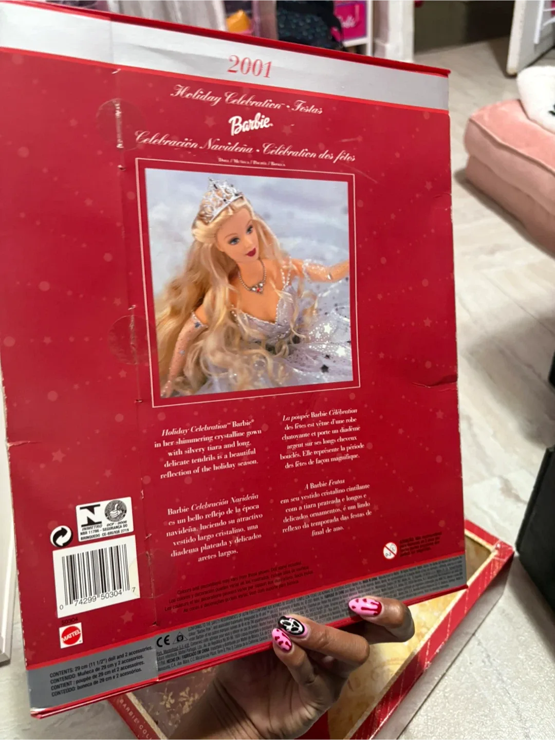 2001 Holiday Celebration Barbie Doll image indicator(2)