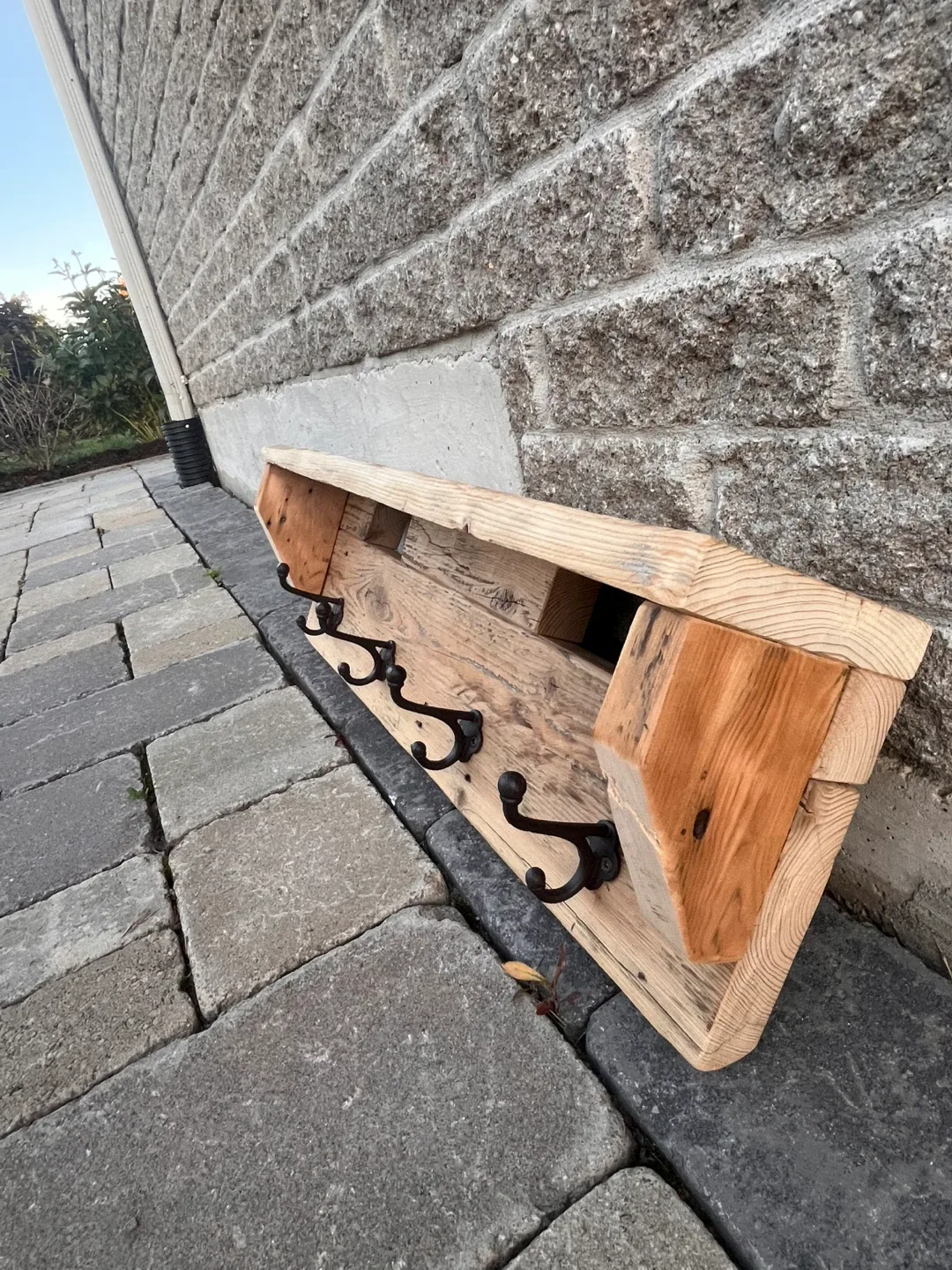 Barn Board Coat Rack( 28” x 9”x 6”) image indicator(4)