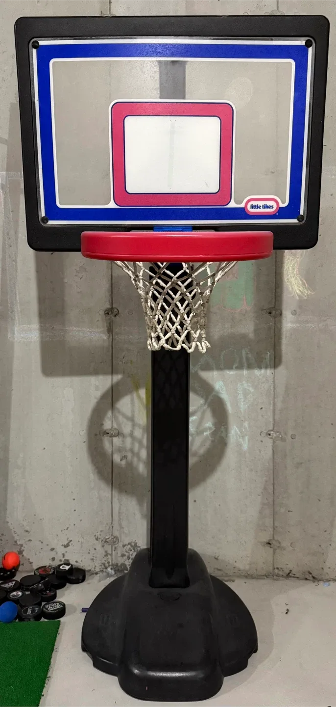 Little Tikes Easy Score Basketball Set