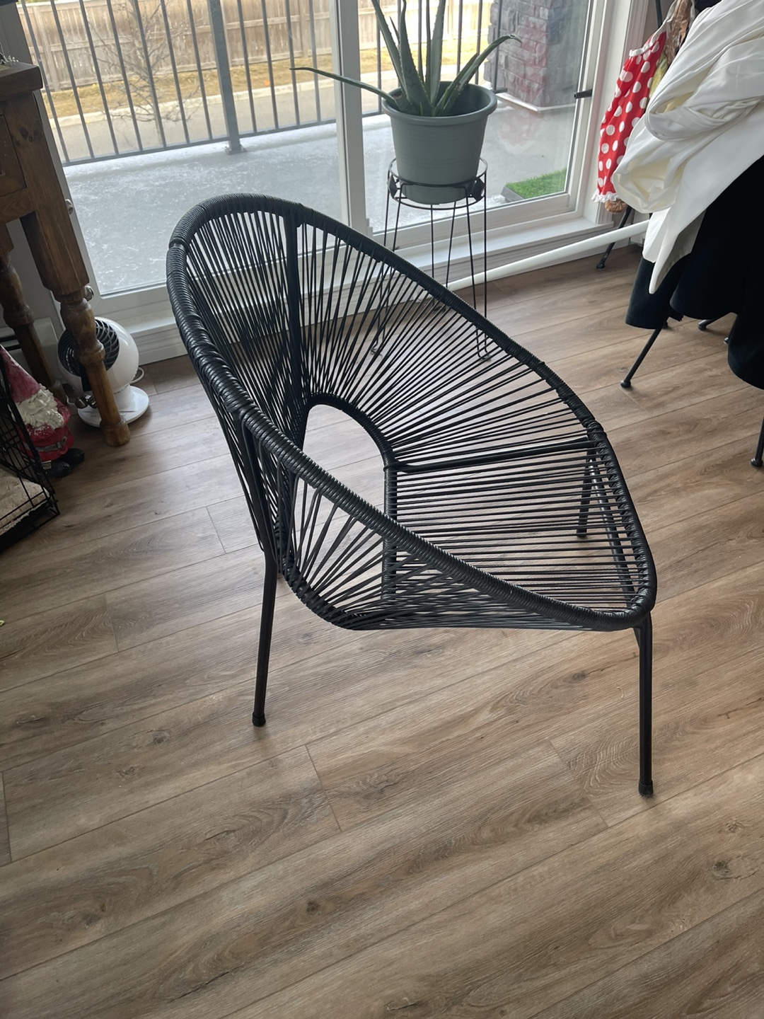 Black Acapulco Chair - Great Condition! - photo 2