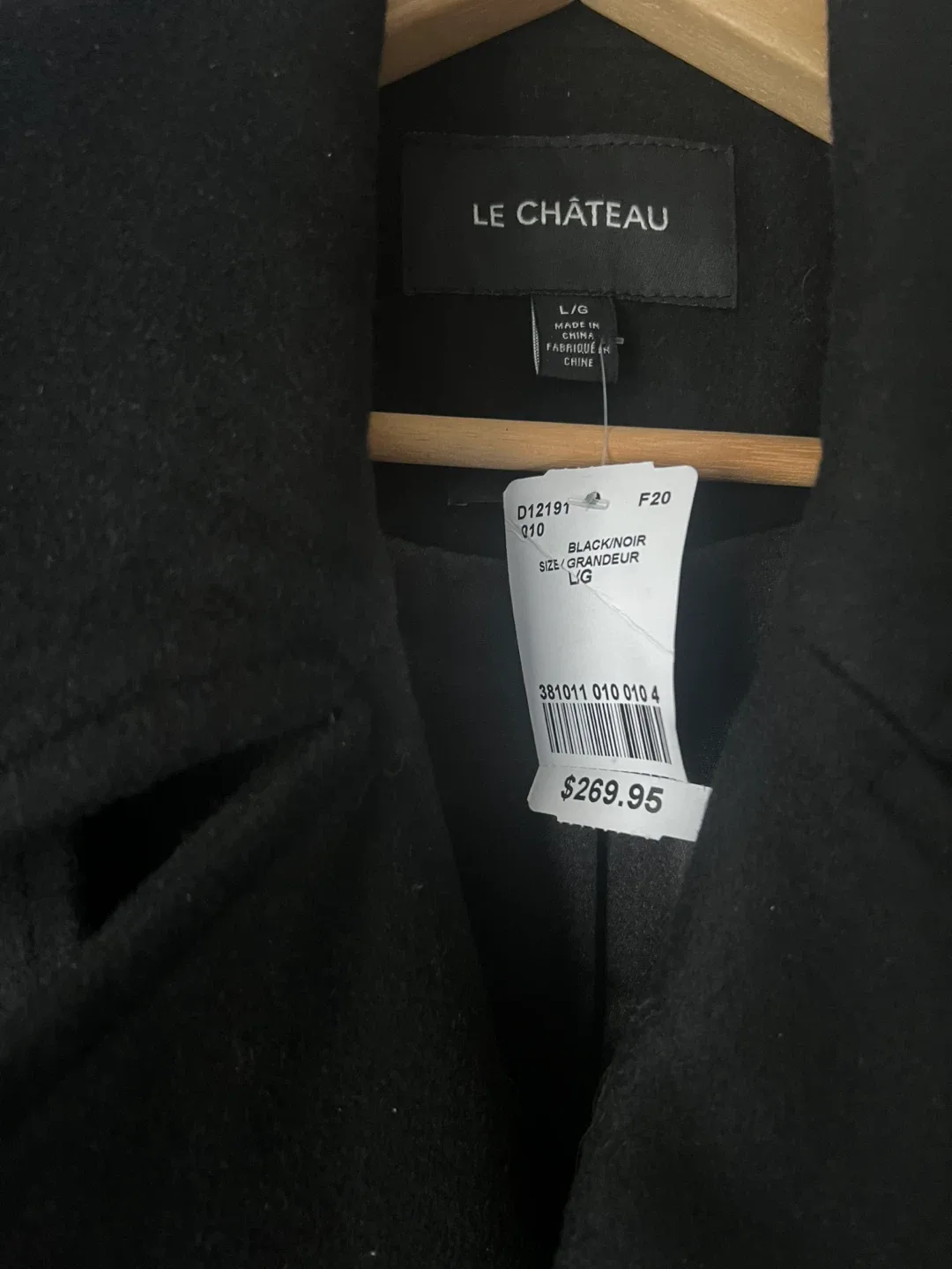 BNWT Men’s Le Chateau Wool Blend Black Coat image indicator(2)