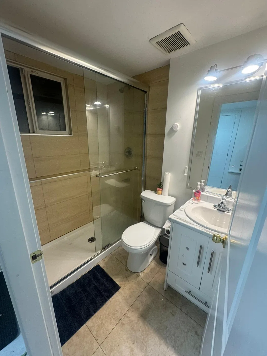 Basement for rent image indicator(10)