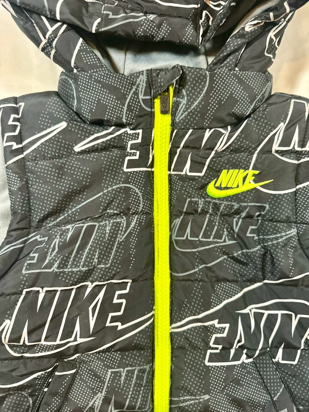 Nike Puffer Jacket 3T image indicator(3)