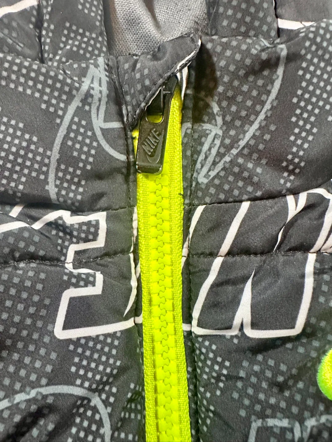 Nike Puffer Jacket 3T image indicator(6)