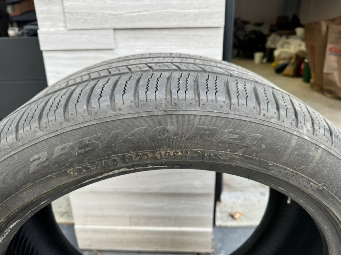 Pirelli Scorpion Zero All Season 285/40R21 Tire image indicator(3)