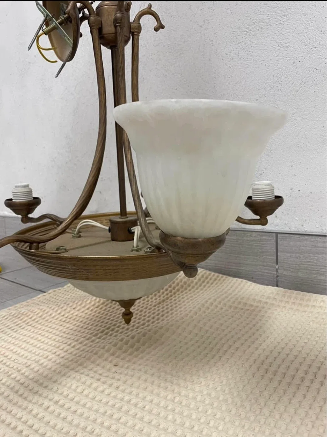 Chandelier vintage image indicator(3)