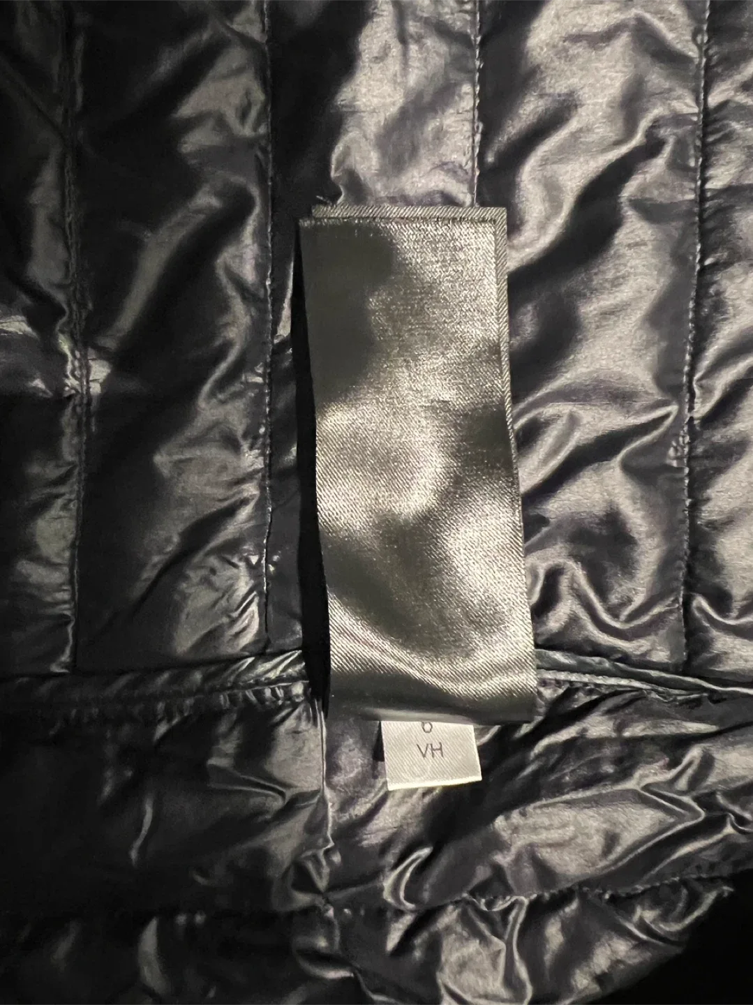 UNIQLO Down Jacket (Ultra Light) image indicator(4)