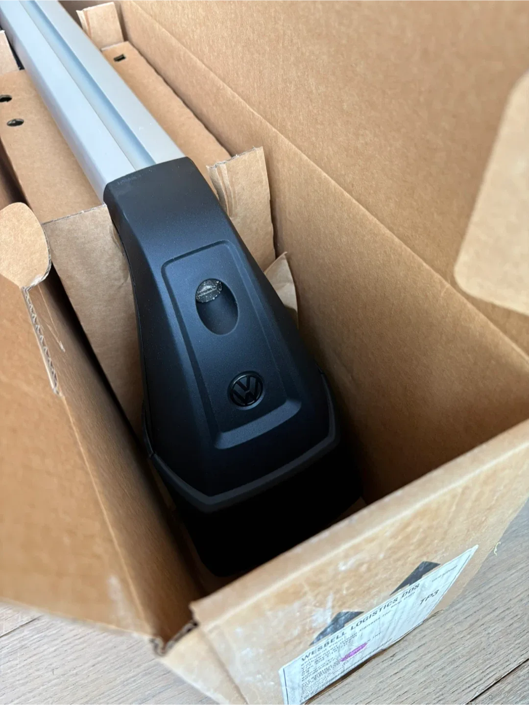 VW Golf Roof Rack brand new in box image indicator(4)