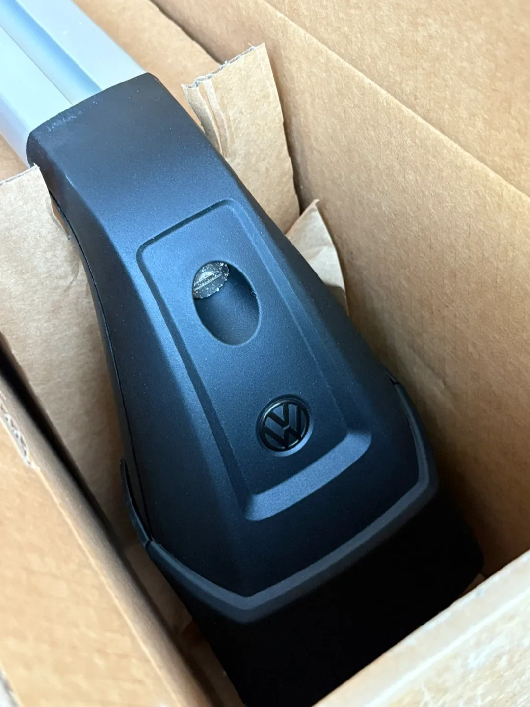 VW Golf Roof Rack brand new in box image indicator(6)