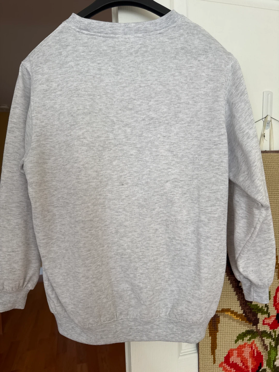 Tom and Jerry Grey Sweatshirt - photo 2