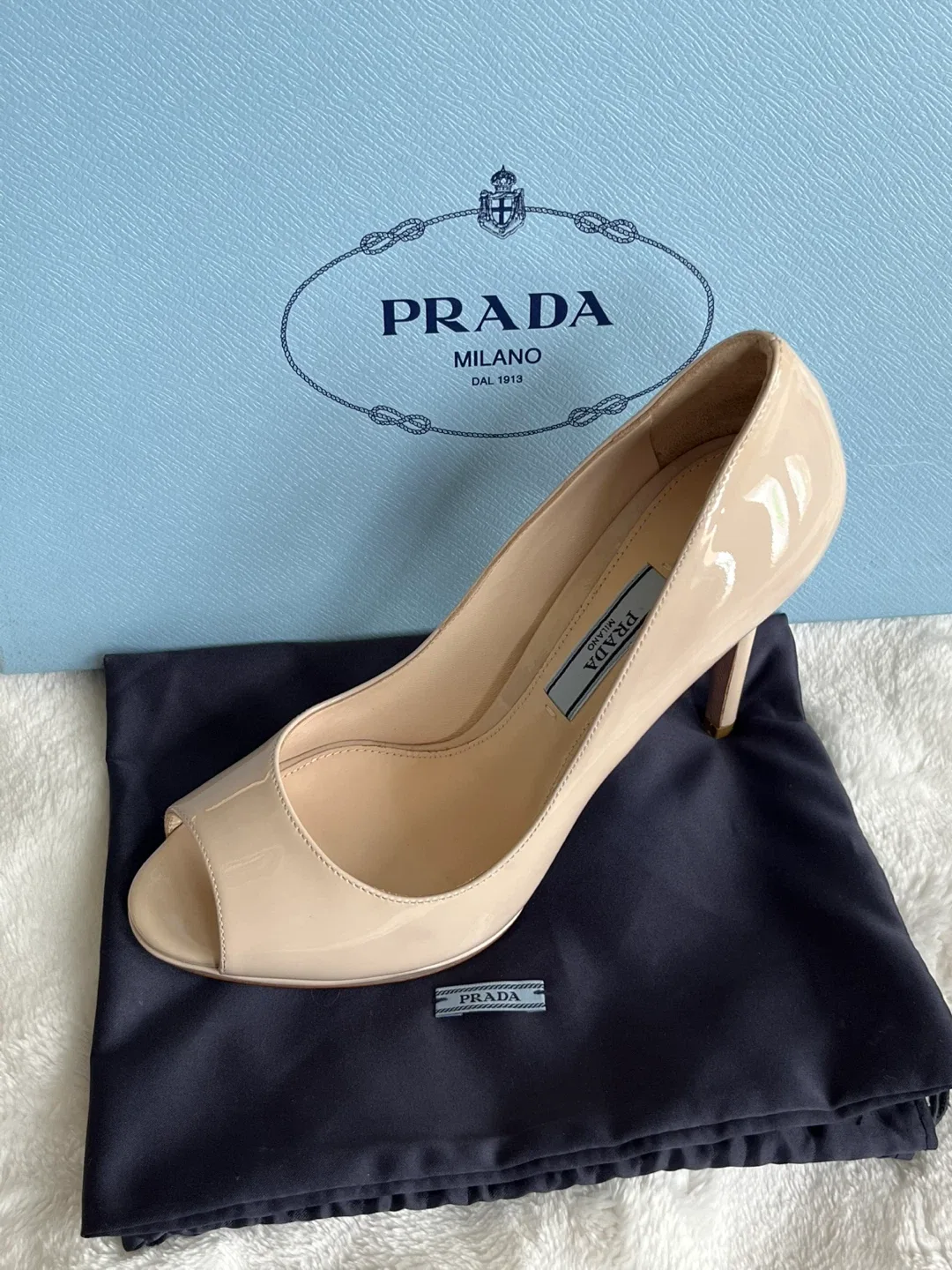 Prada heels thumbnail