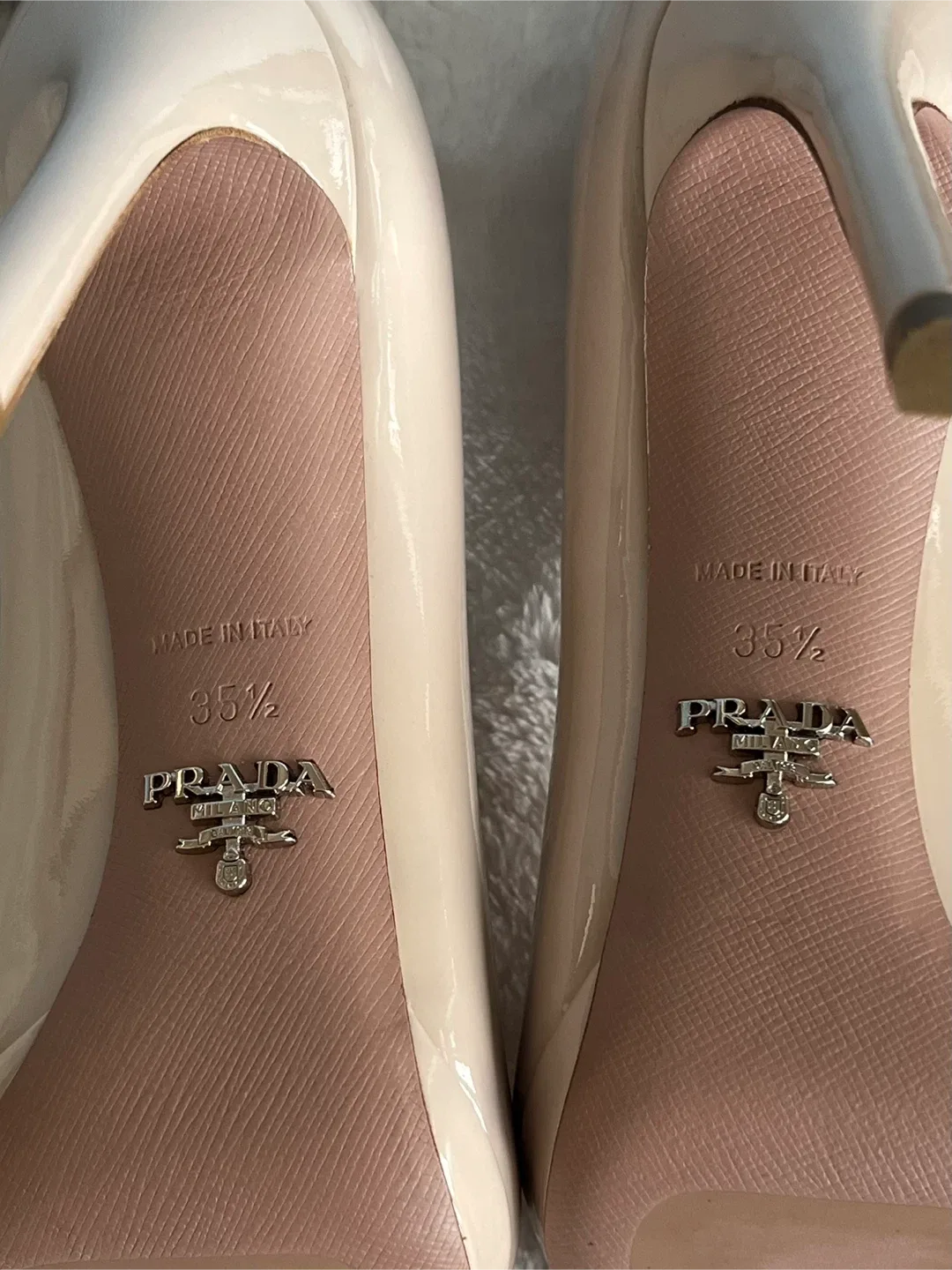 Prada heels image indicator(4)
