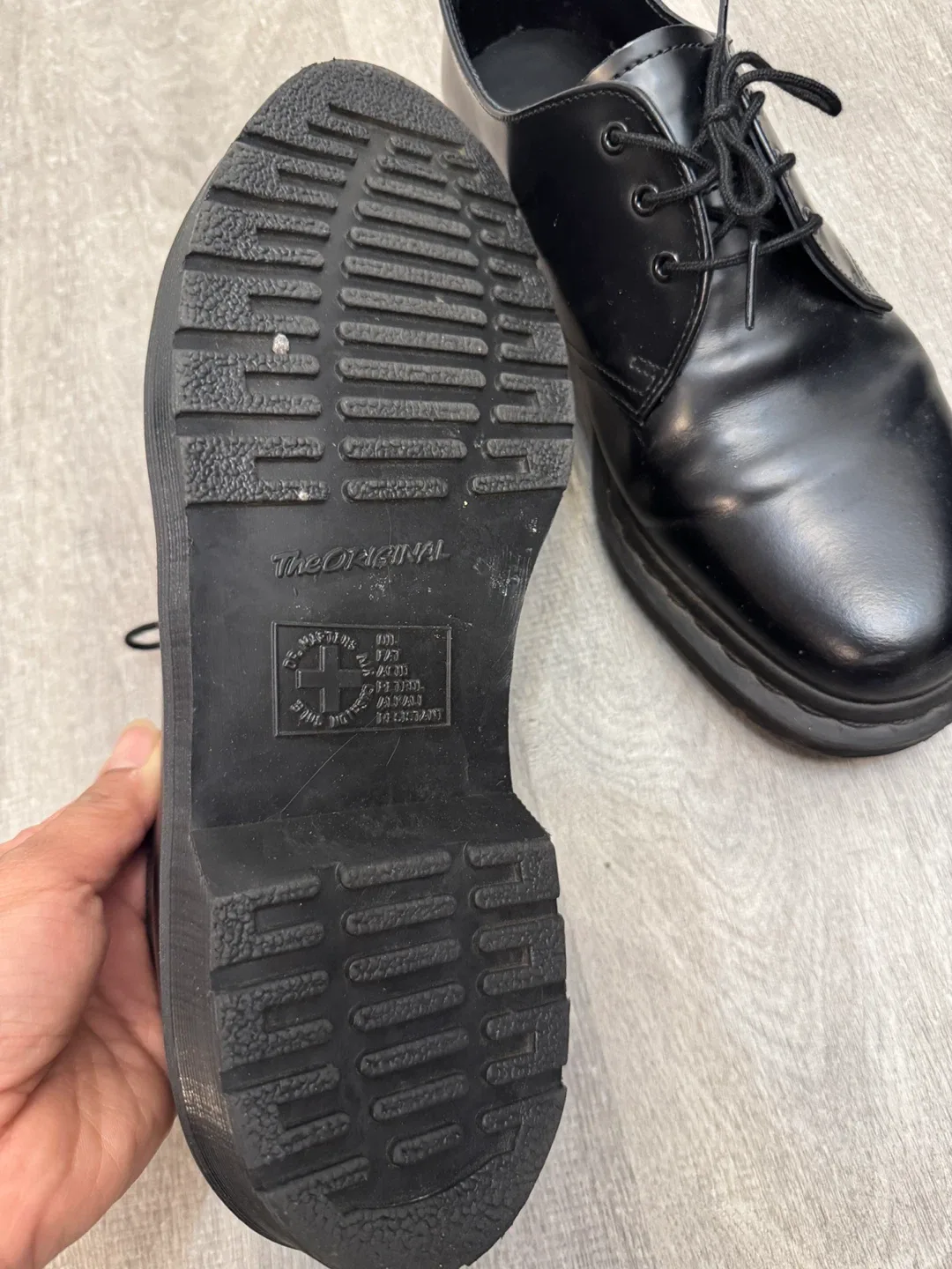 Dr. Martens 1461 Smooth Black Leather Shoes image indicator(2)