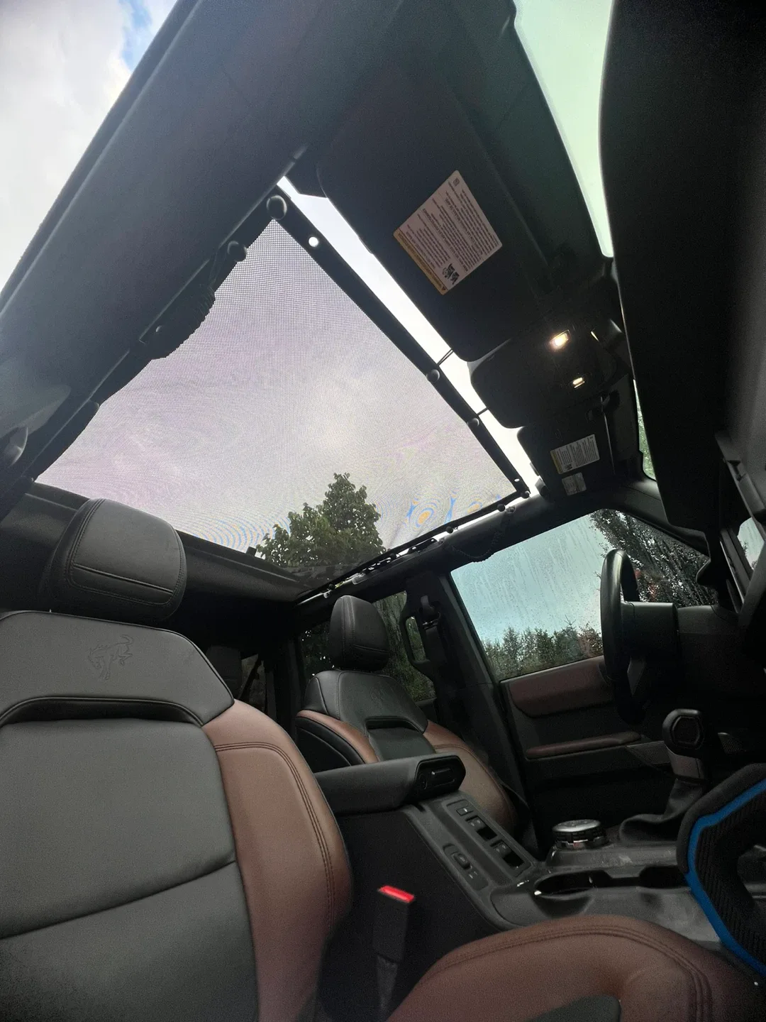 Ford Bronco - Outerbanks image indicator(5)