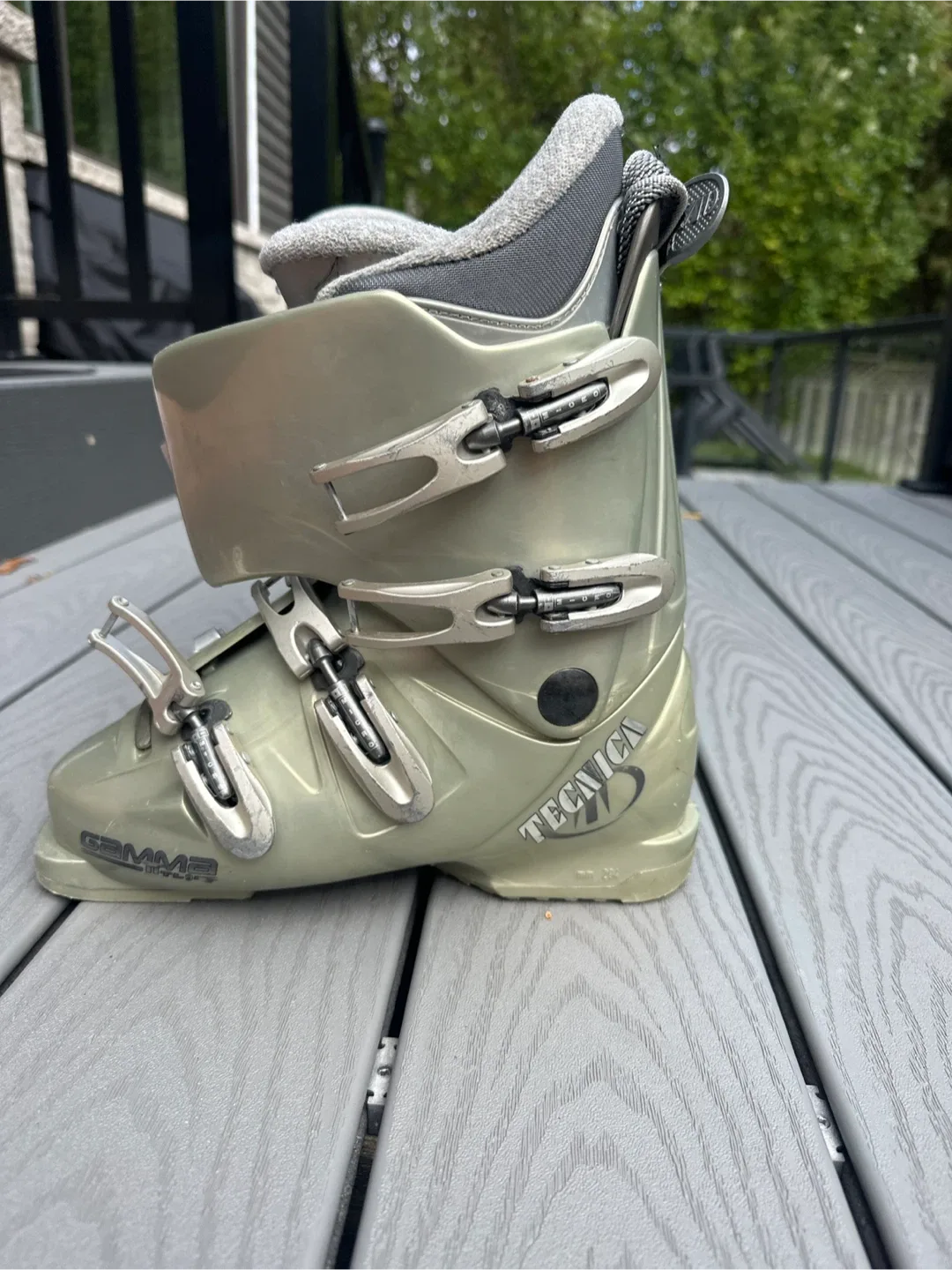 Tecnica Ski Boots - Size 27.5 image indicator(3)