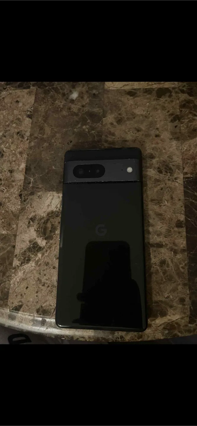 Google Pixel 7a - Black image indicator(3)