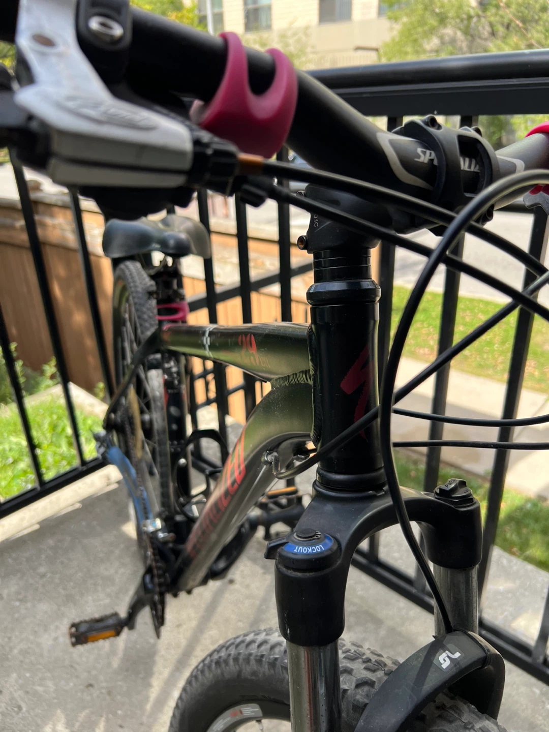 Specialized Rockhopper Comp 29er Mountain Bike - photo 3