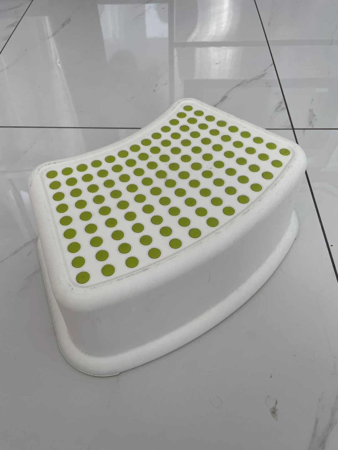 Step Stool - White with Green Dots