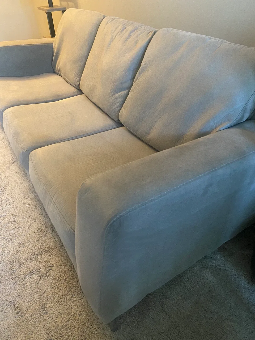 🥕 Sofa and loveseat with throw cushions image indicator(2)