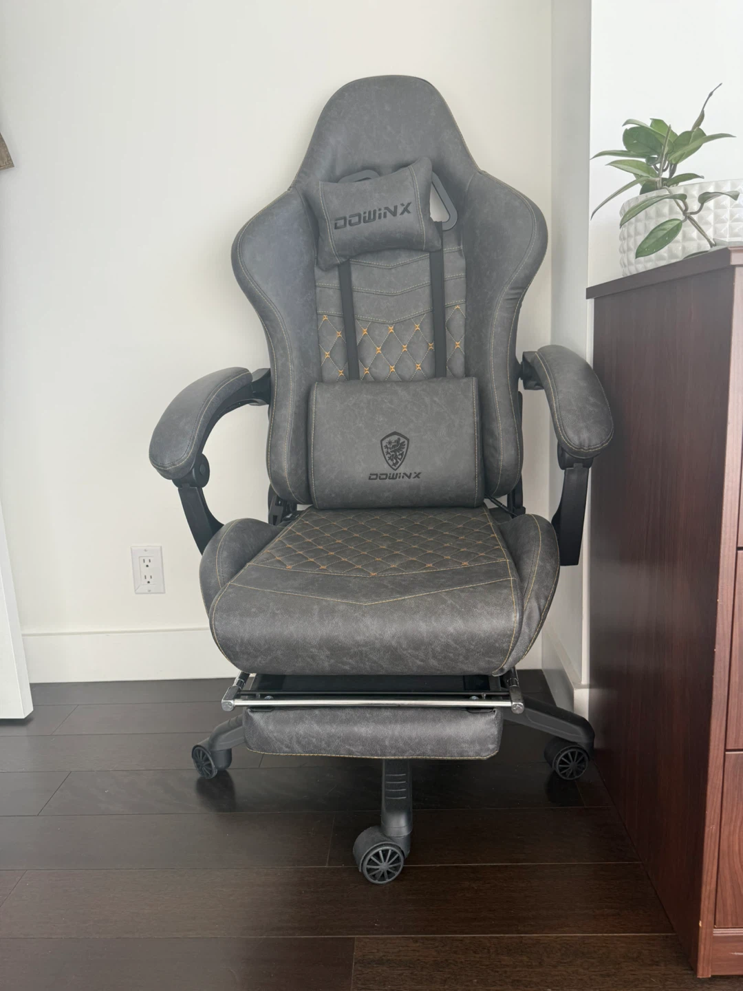 Dowinx Gaming Chair - Grey