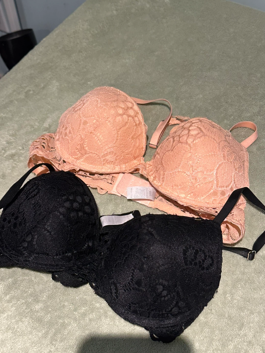 Bras - Size 34B - Black and Peach - photo 2