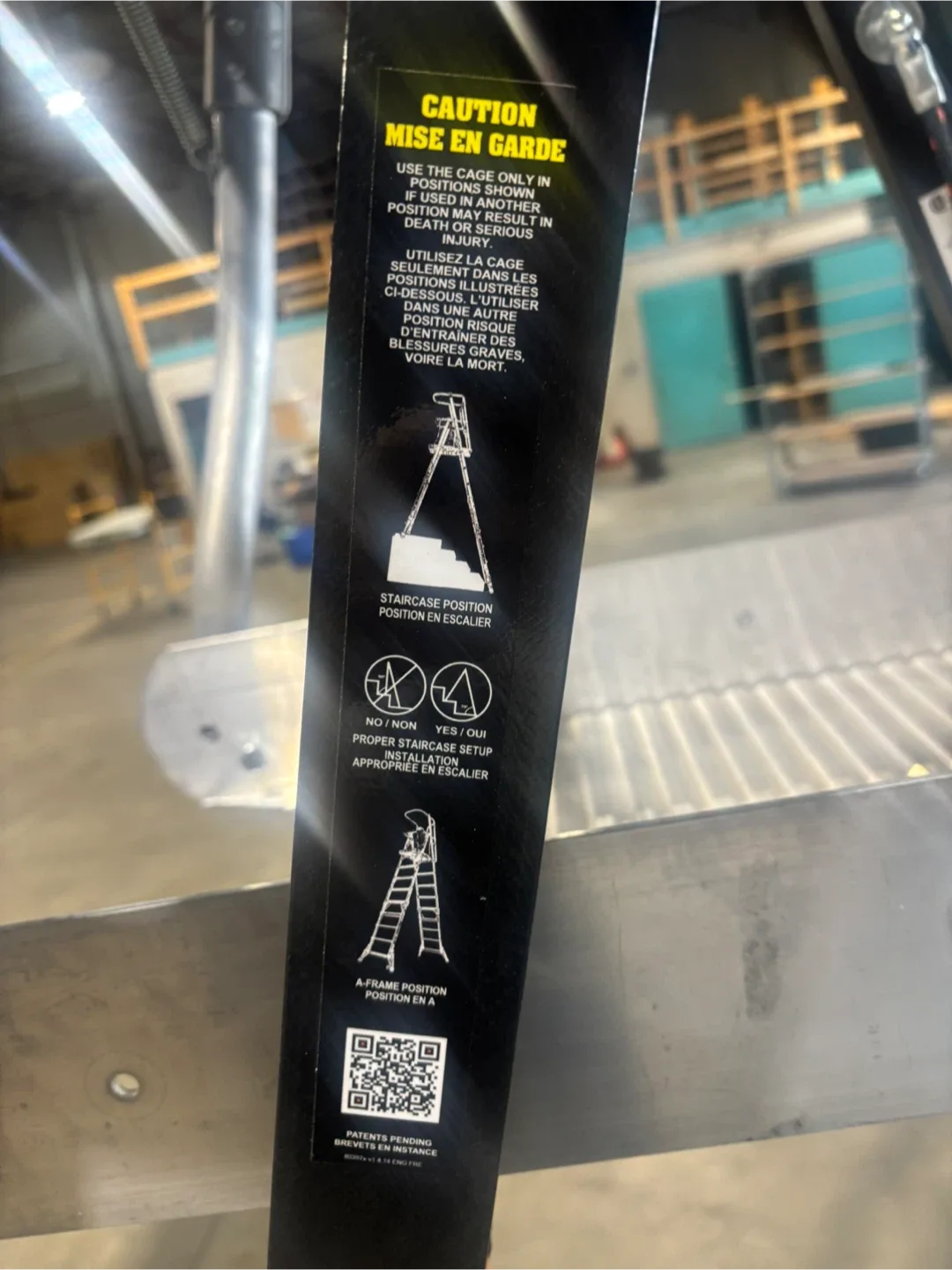 Little Giant Compact Cage Ladder 4-6' ANSI Type IAA image indicator(2)