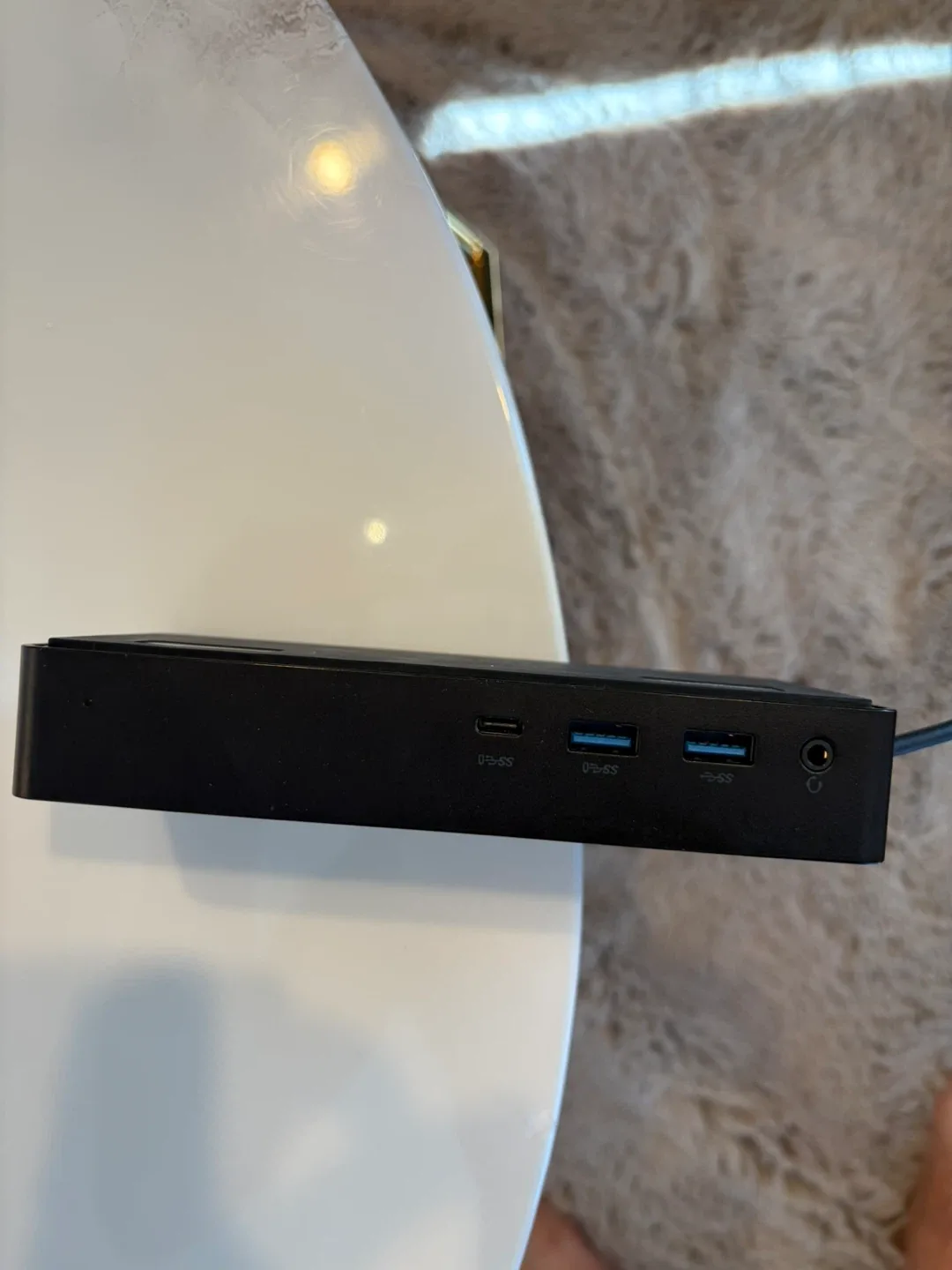 Dell Docking Station with 130W Power Adapter image indicator(4)