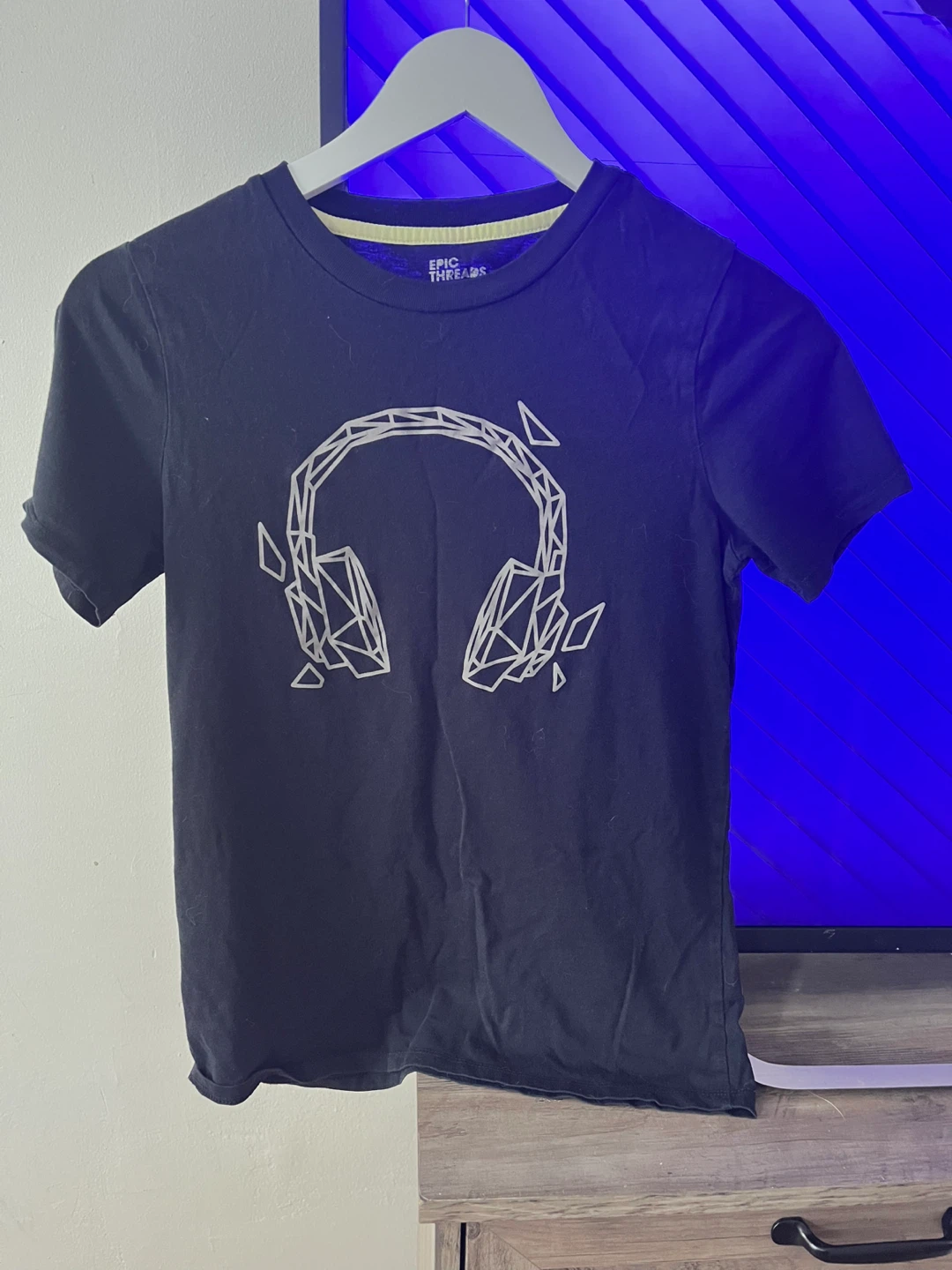 Black Tshirt Size L Boy