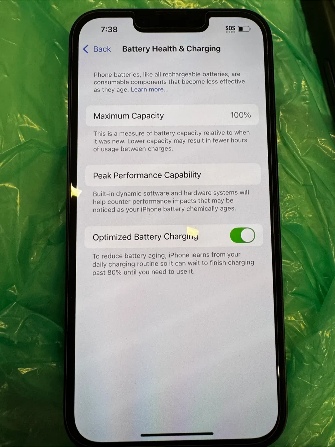 iPhone 13, 256 GB image indicator(9)