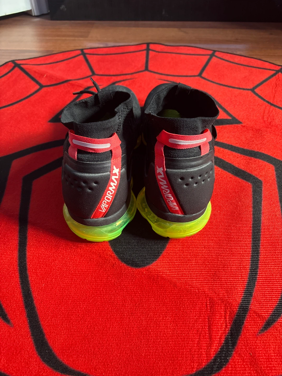 Nike Air Vapormax Utility Black/Volt Size 12 - photo 3