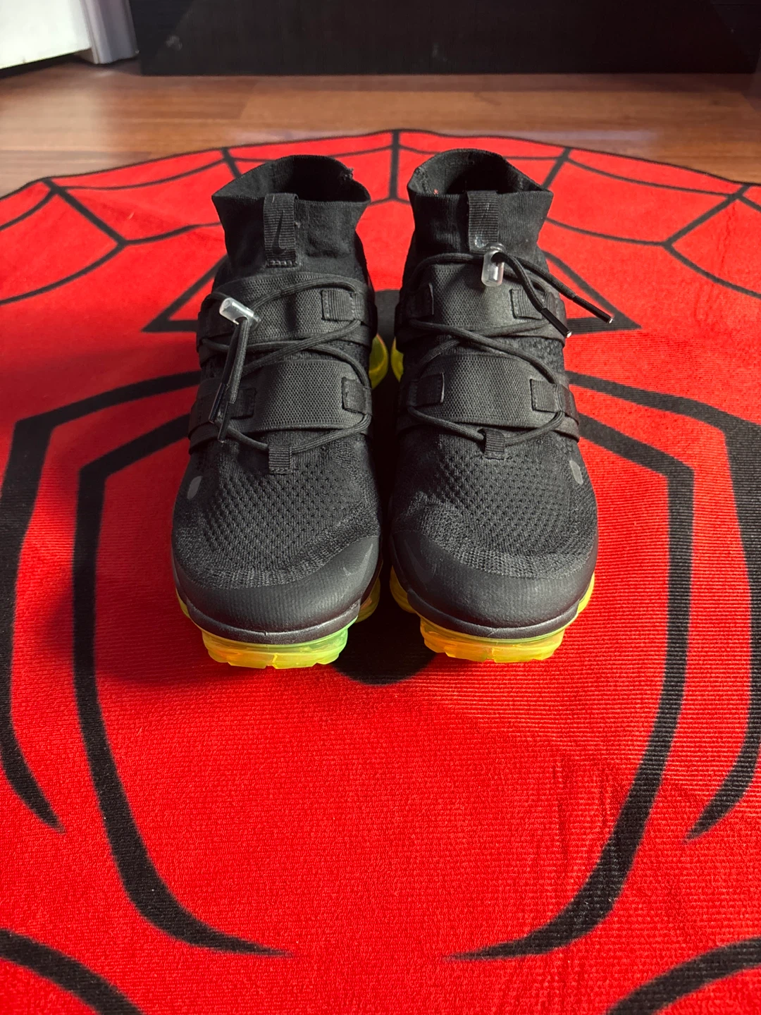 Nike Air Vapormax Utility Black/Volt Size 12 - photo 2