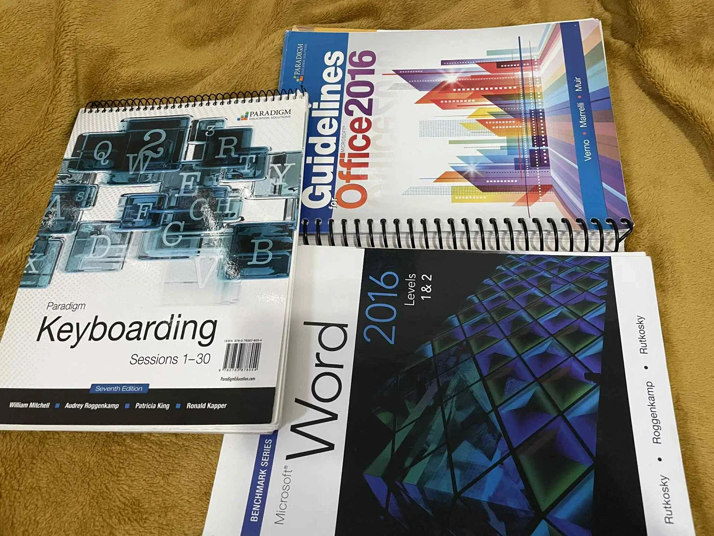 Books for sale! image indicator(3)