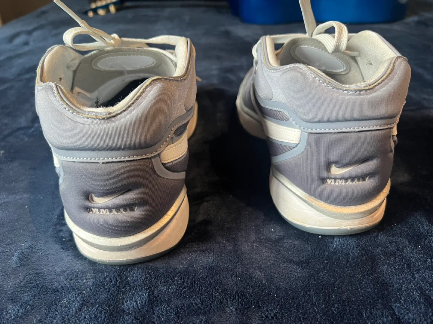 Nike VMAXXX Sneakers - Grey image indicator(2)