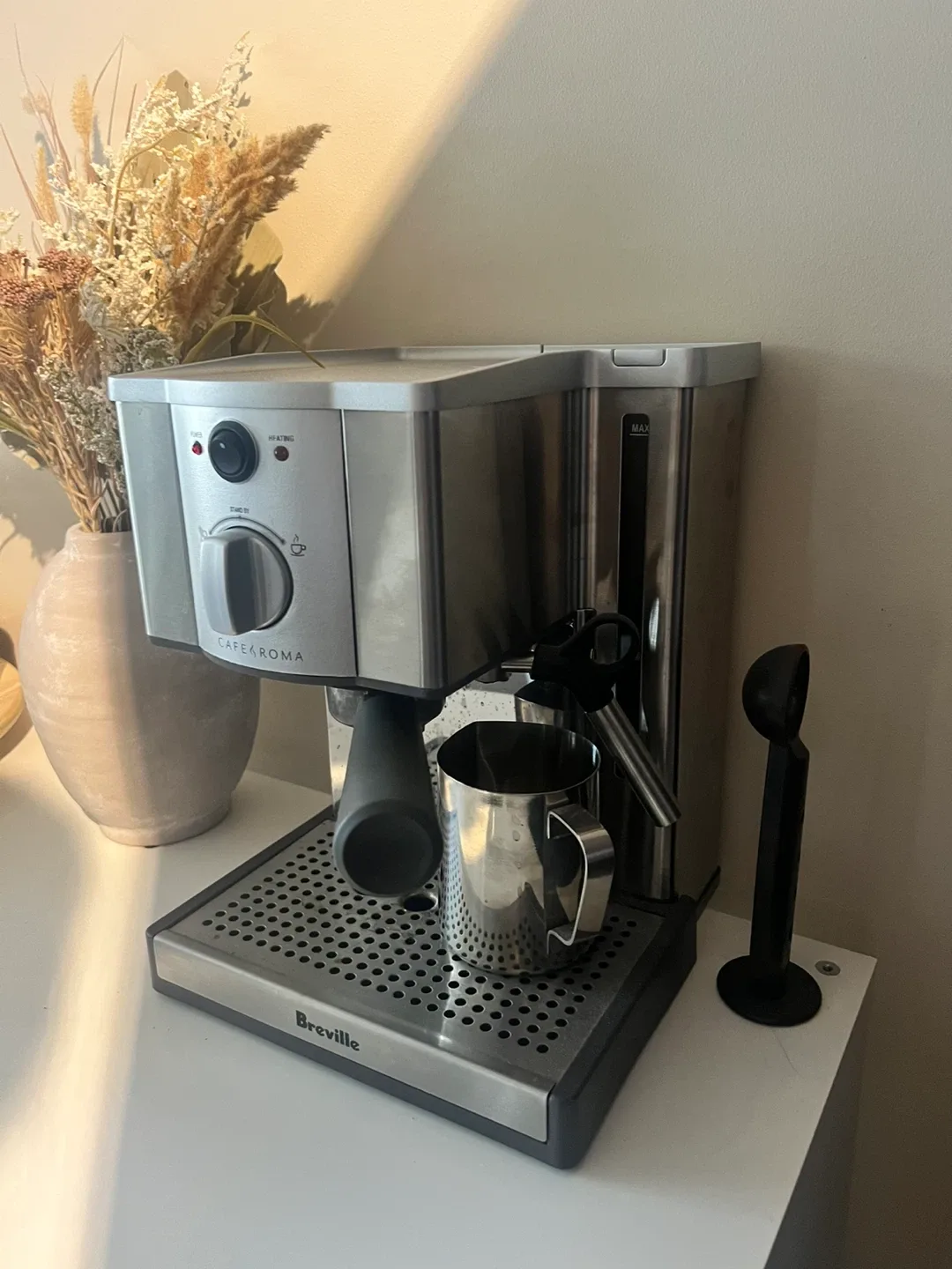 Breville Cafe Roma Espresso Maker image indicator(2)