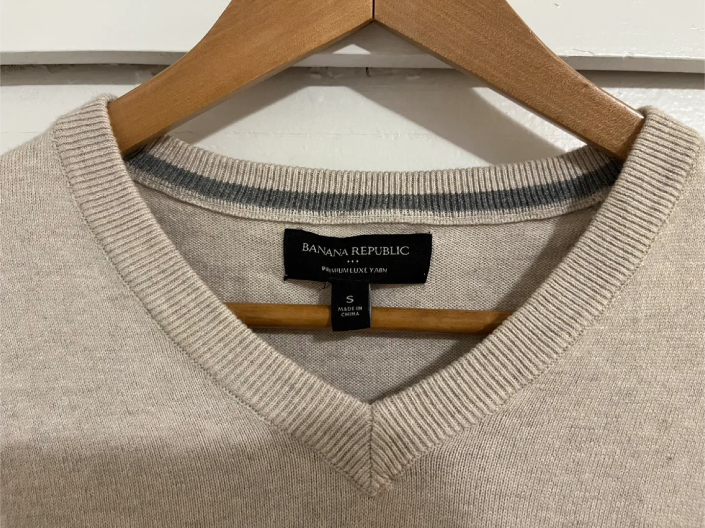 Banana Republic Premium Luxe Yarn Sweater - Small image indicator(2)