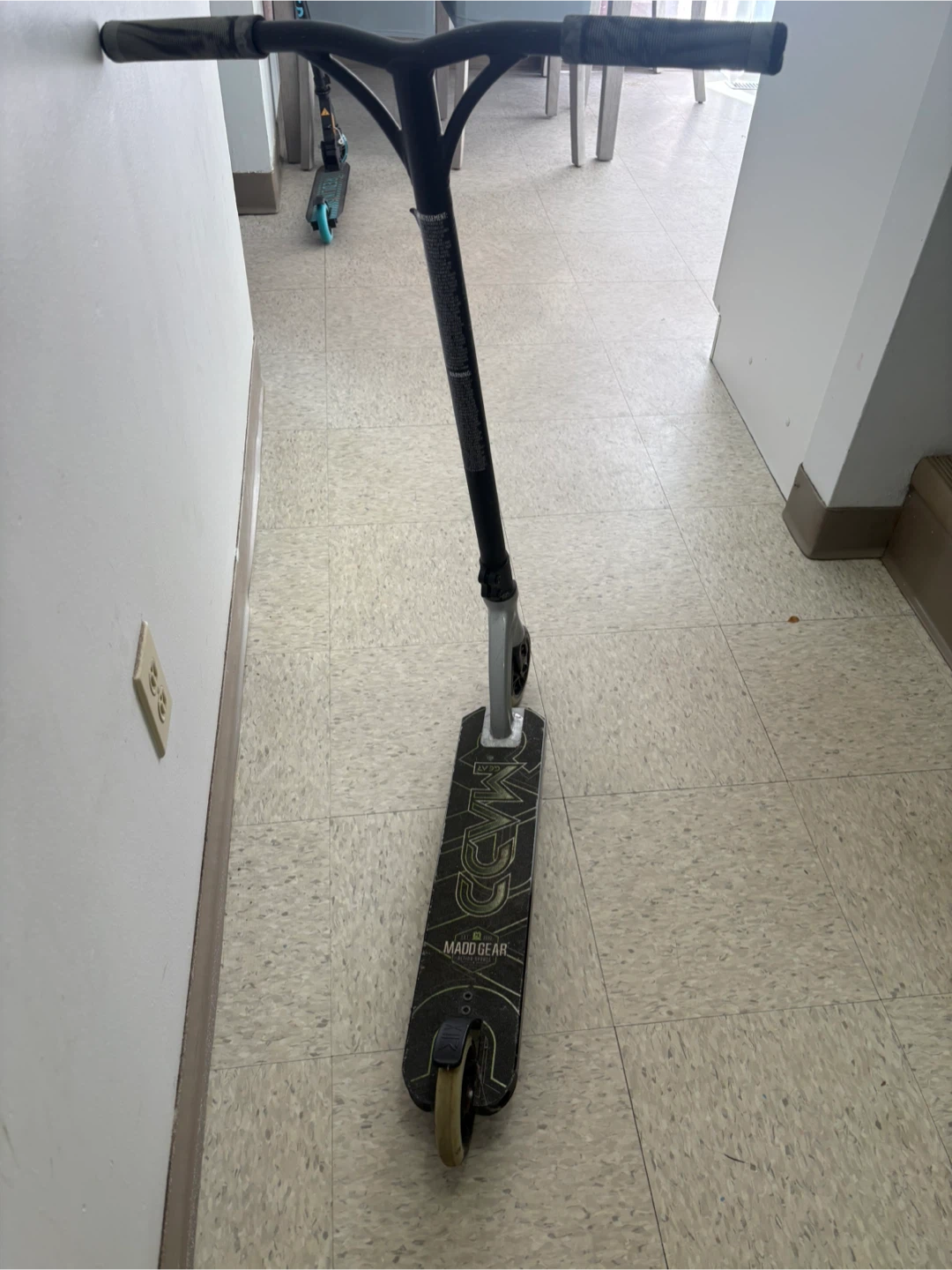 MADD GEAR CCW Pro Scooter - photo 3