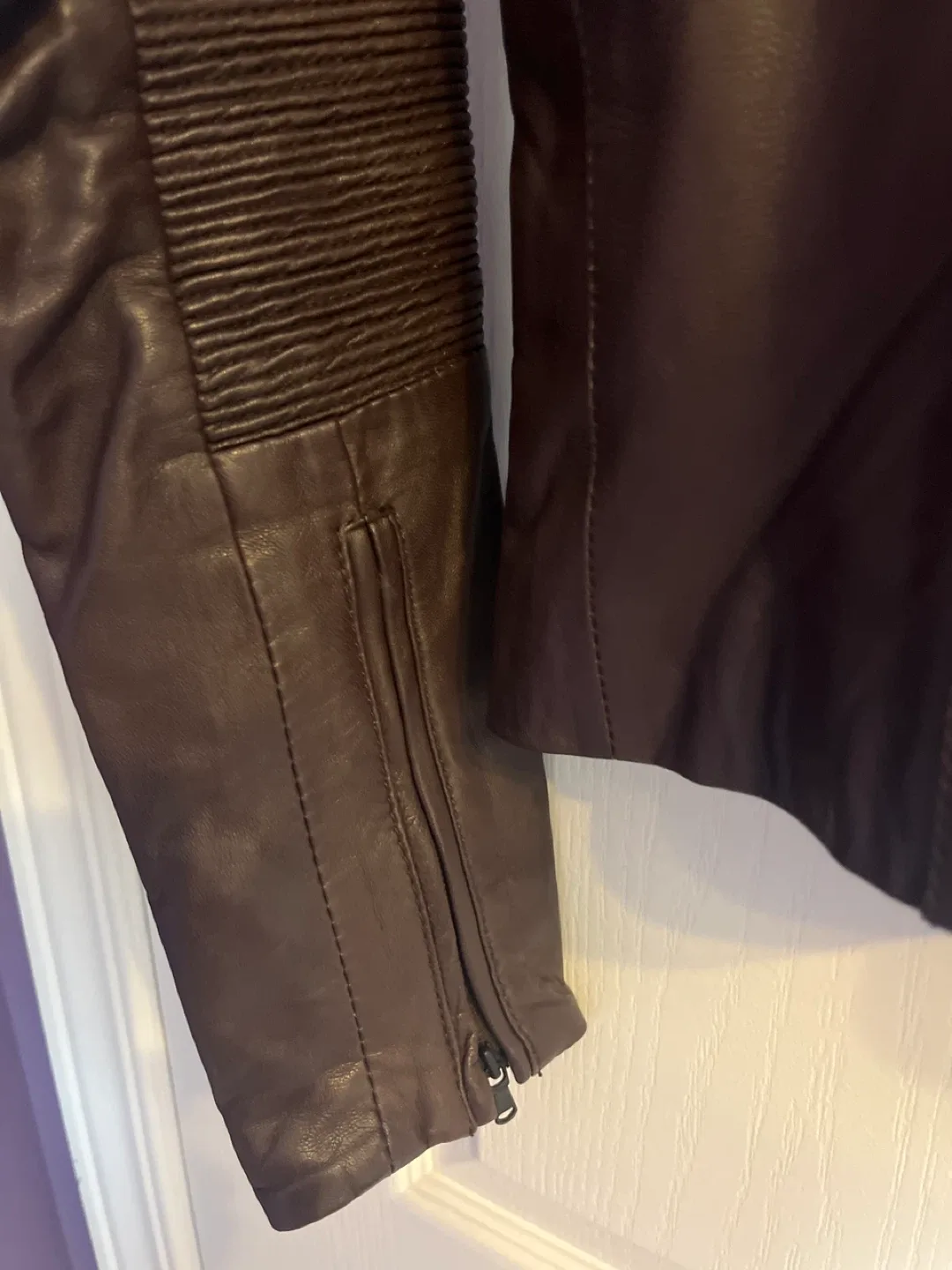 Danier Brown Leather Jacket Size 2XS image indicator(3)