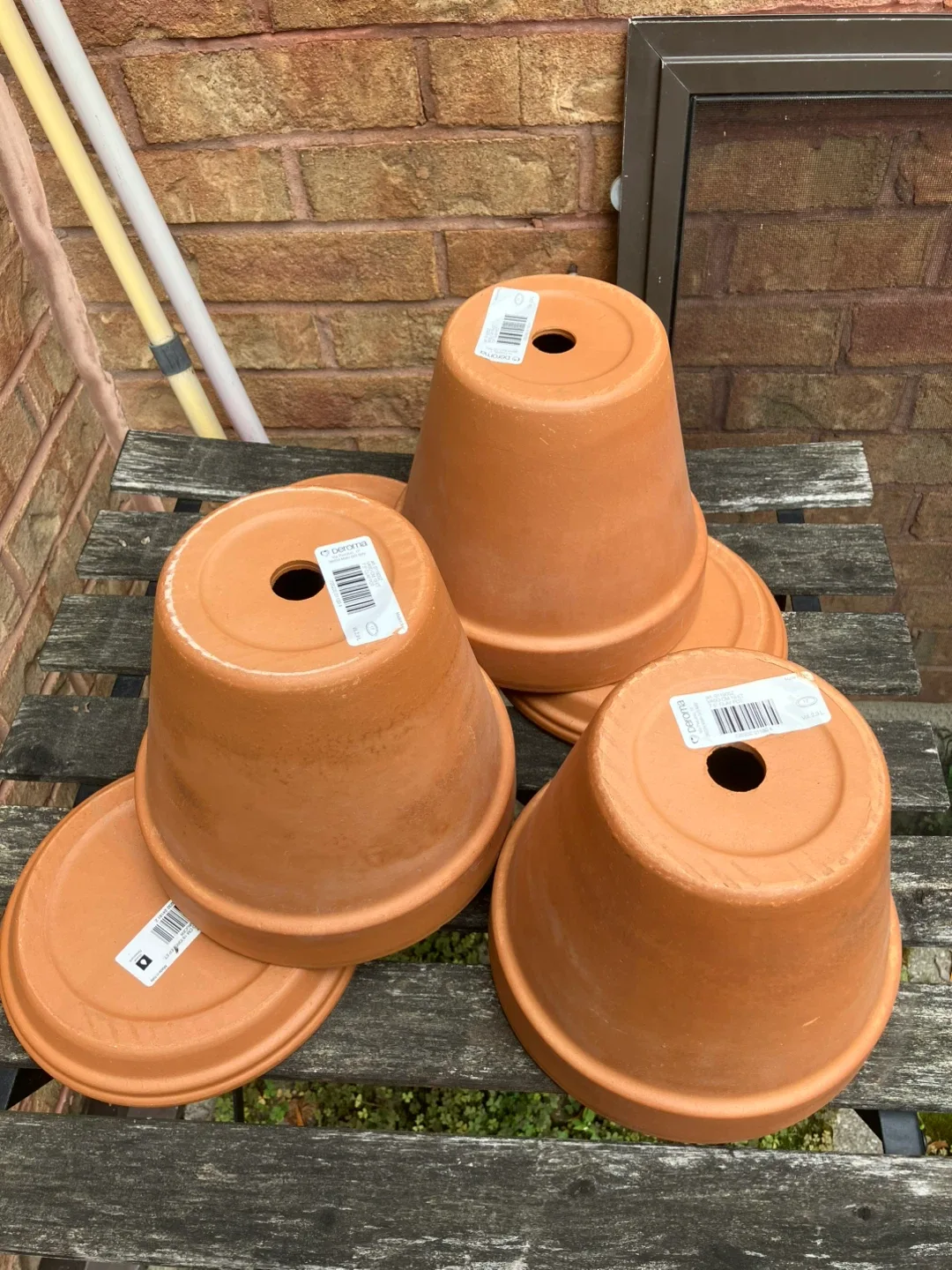 3 Terracotta Plant Pots with Saucers