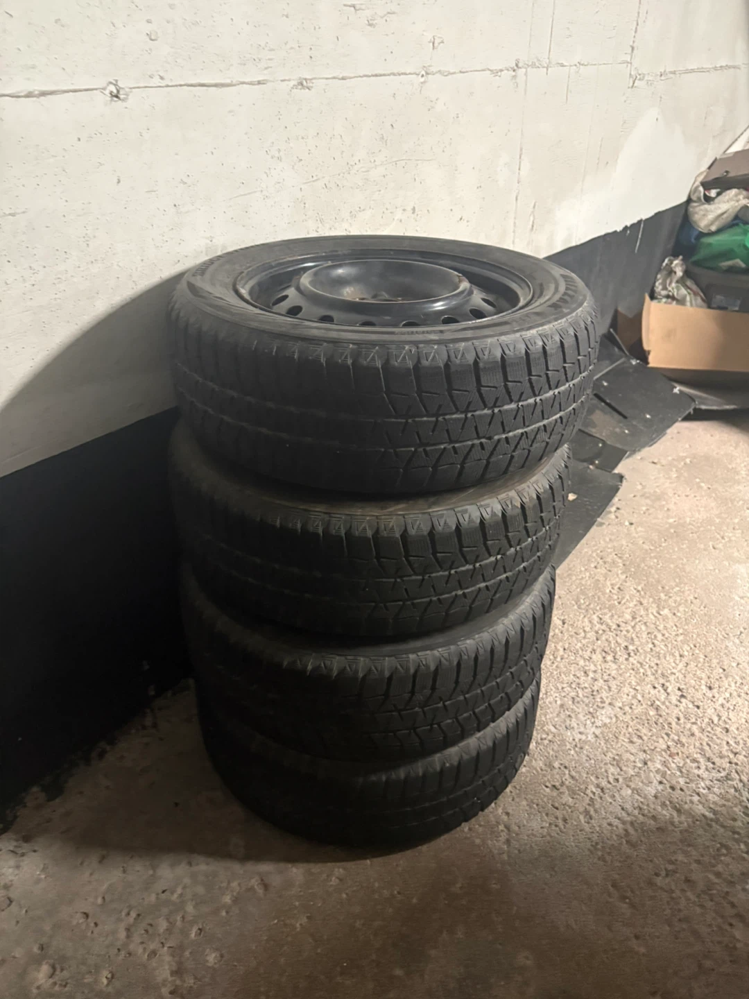 Bridgestone Blizzak 205/60R16 Winter Tires - photo 5