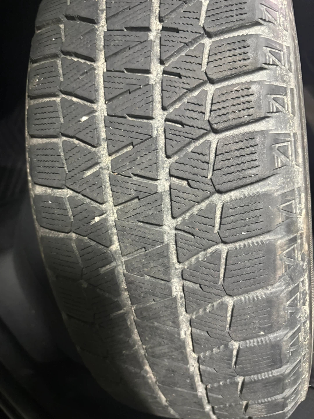 Bridgestone Blizzak 205/60R16 Winter Tires - photo 4