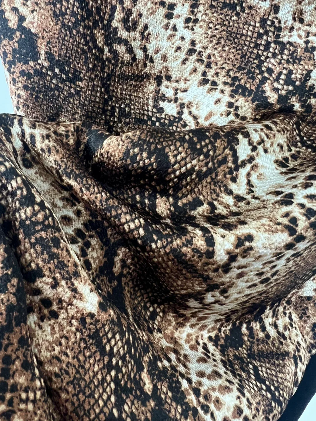 Laura Women's Snakeskin Print Top - Size S image indicator(4)