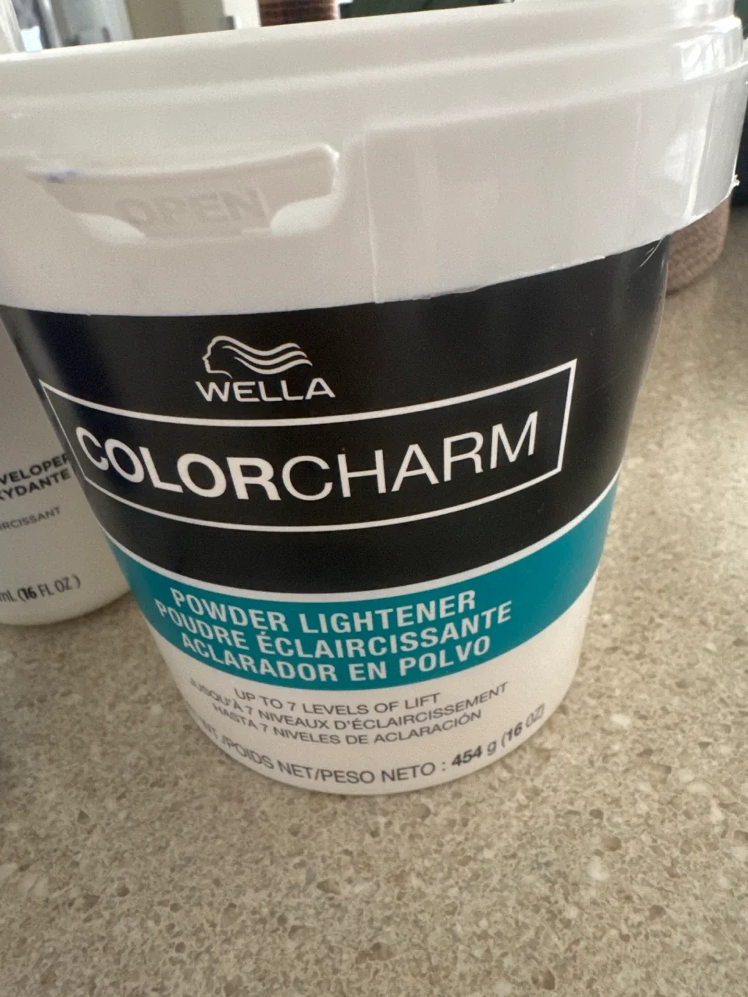 Hair Dye Lot: L'Oreal, Wella, Clairol image indicator(5)