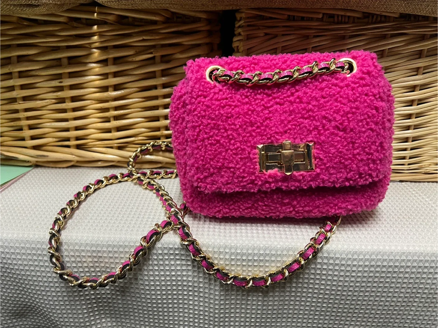 Pink Fuzzy Crossbody Bag with Gold Chain image indicator(3)