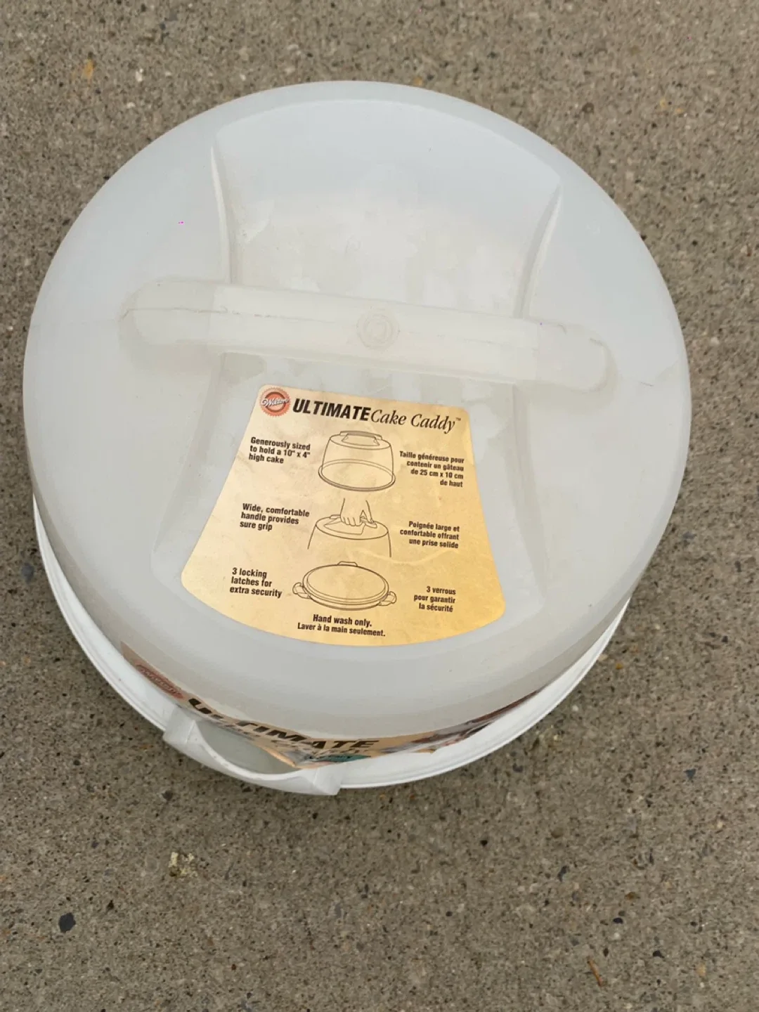 Wilton Ultimate Cake Caddy - home cooking & kitchen image indicator(6)