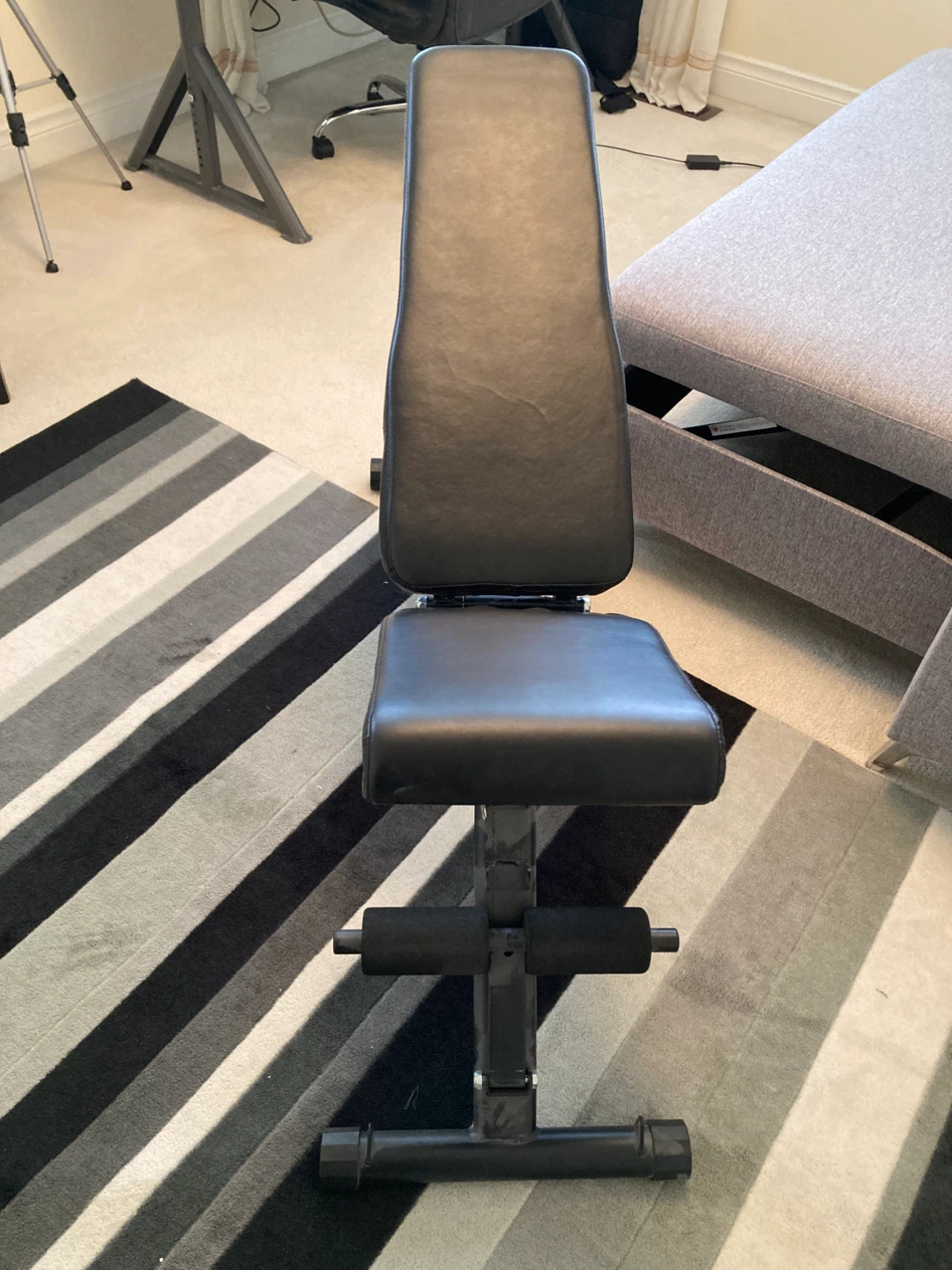 Adjustable Weight Bench - Black
